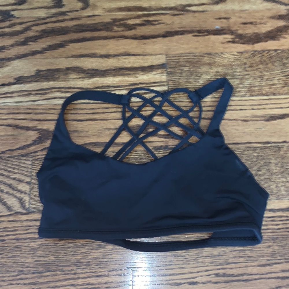Lululemon sports bra